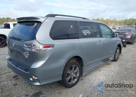 2014 Toyota Sienna Se 8 Passenger z USA, uszkodzony, nr VIN 5TDXK3DC7ES421622